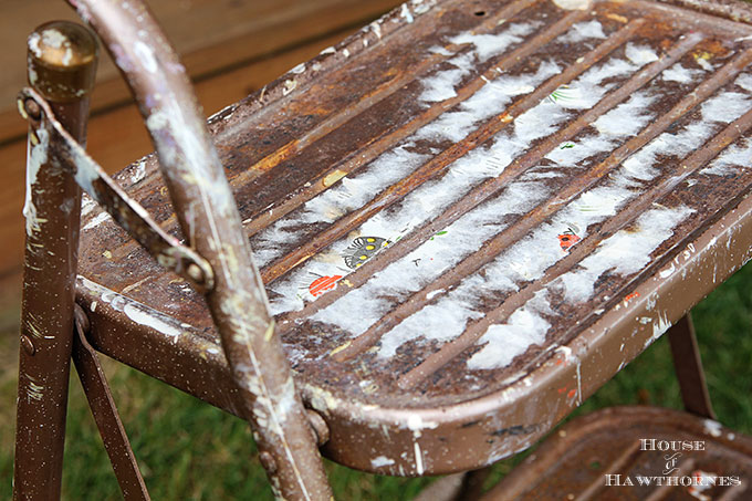 Follow along on the World's Longest Yard Sale aka the 127 Yard Sale and see what we found. Including a yard sale makeover with Krylon paint.