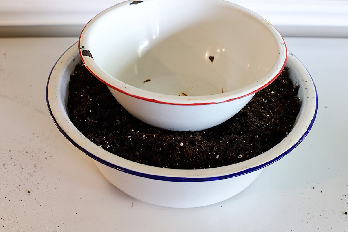 Making a simple planter fountain for your porch or garden using vintage porcelain bowls.