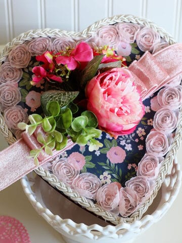 How to DIY a vintage styled Valentine's Day candy box.